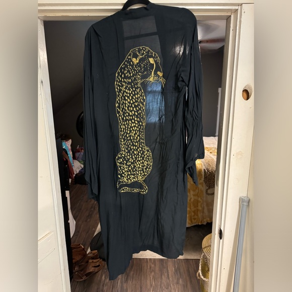 Novella Royale Other - Novella Royale Anniversary Robe Black 🦄